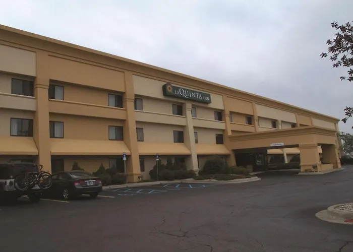 La Quinta Inn By Wyndham Detroit Southgate