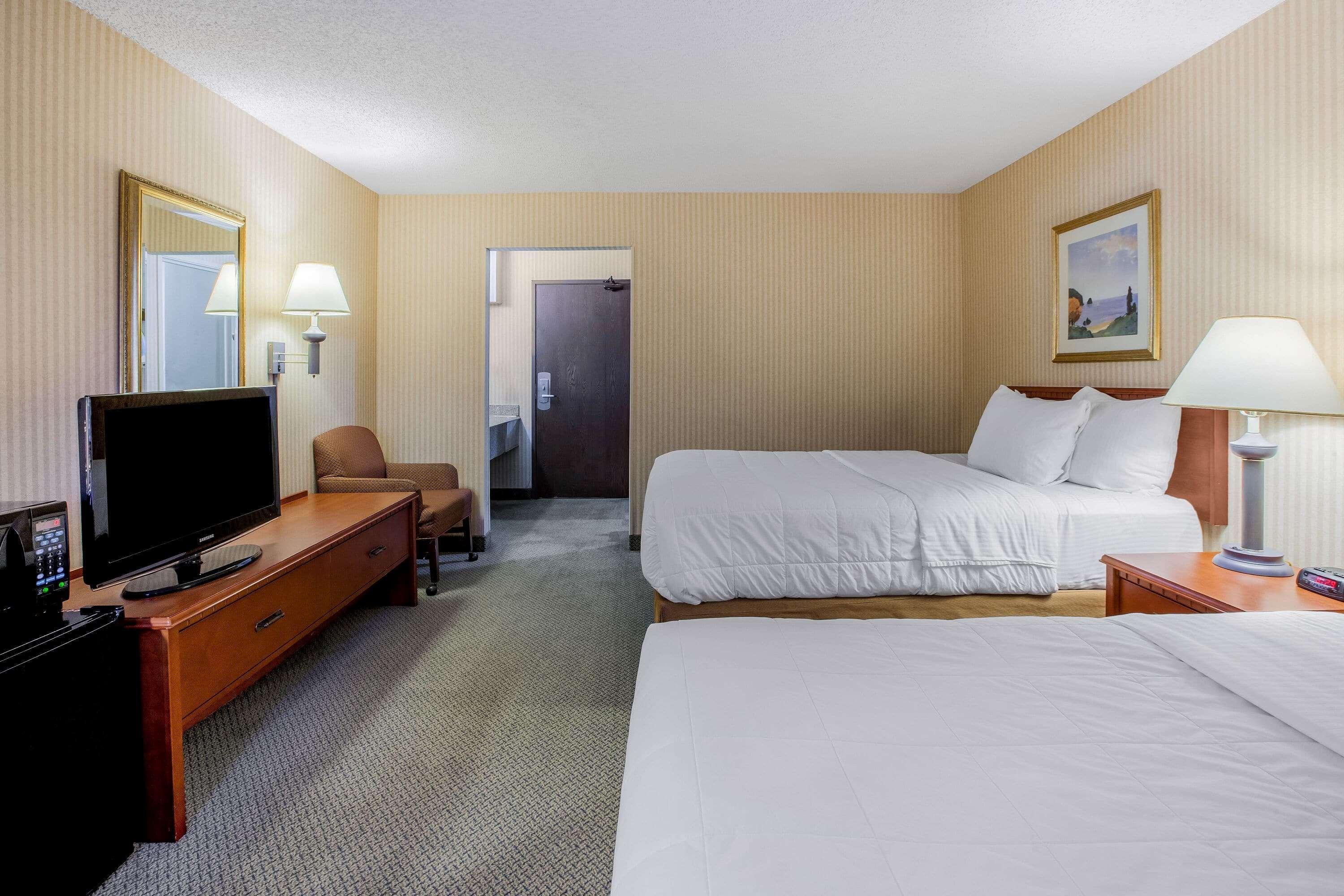 Hotel La Quinta By Wyndham Detroit Southgate